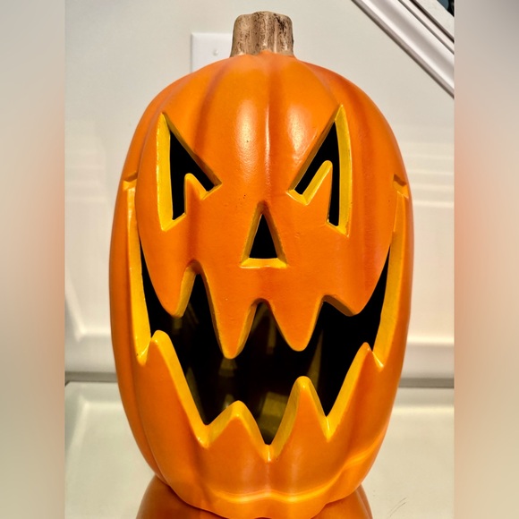 VINTAGE TABLETOP LIGHT UP 16” JACK O LANTERN - Picture 3 of 4